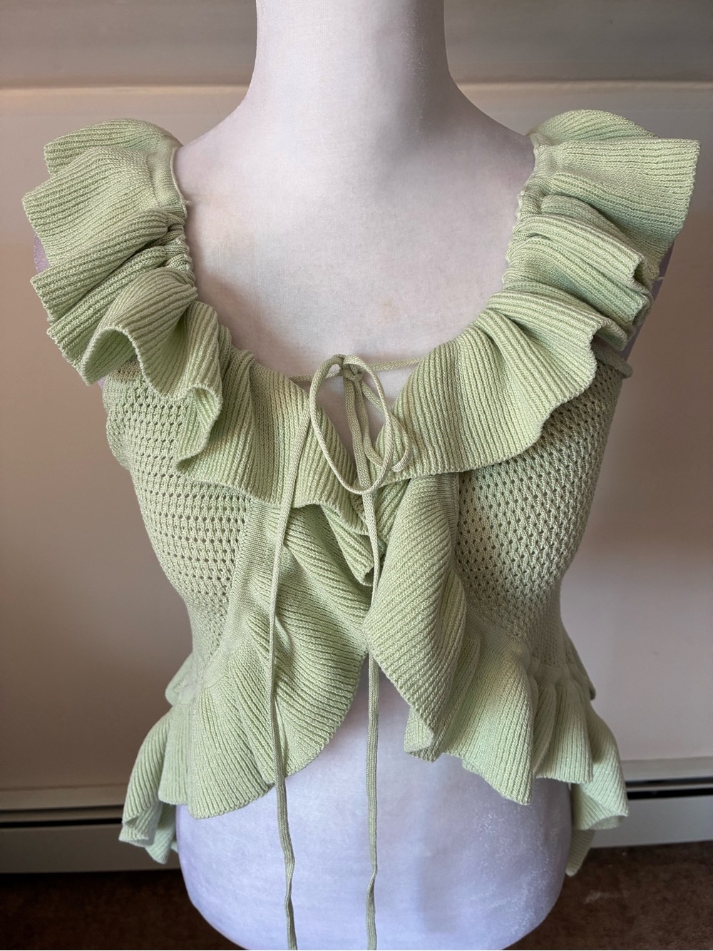 Peppermayo Bowen Mint Ruffle Tie Front Off Shoulder Knit Top size XS/S - Picture 9 of 9